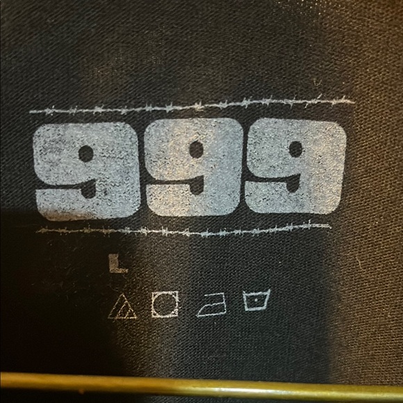 Graphic Black T-Shirt with White Portrait - Picture 2 of 4